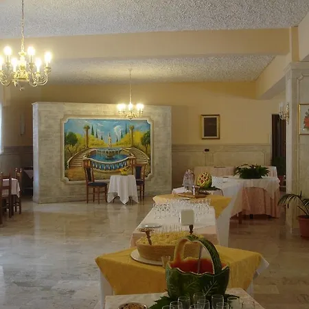 فندق Grandinetti 3*