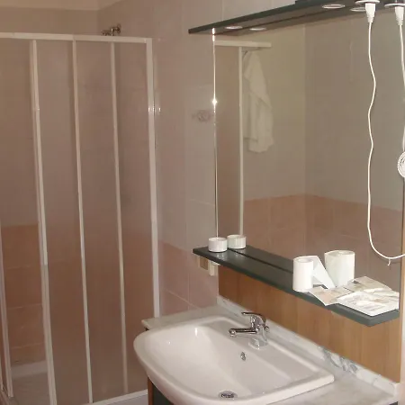 فندق Grandinetti 3*